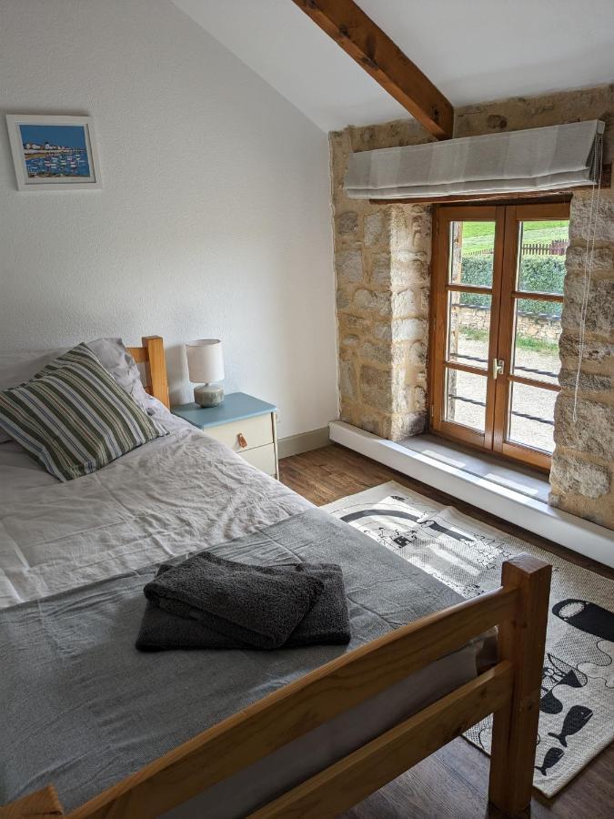 3 Self-Contained Gites With Pool And Games Room Saint-Georges-de-Noisne ภายนอก รูปภาพ